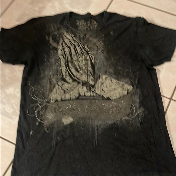Ring of Fire Black Short Sleeve Tee with Vintage Design - Picture 1 of 4